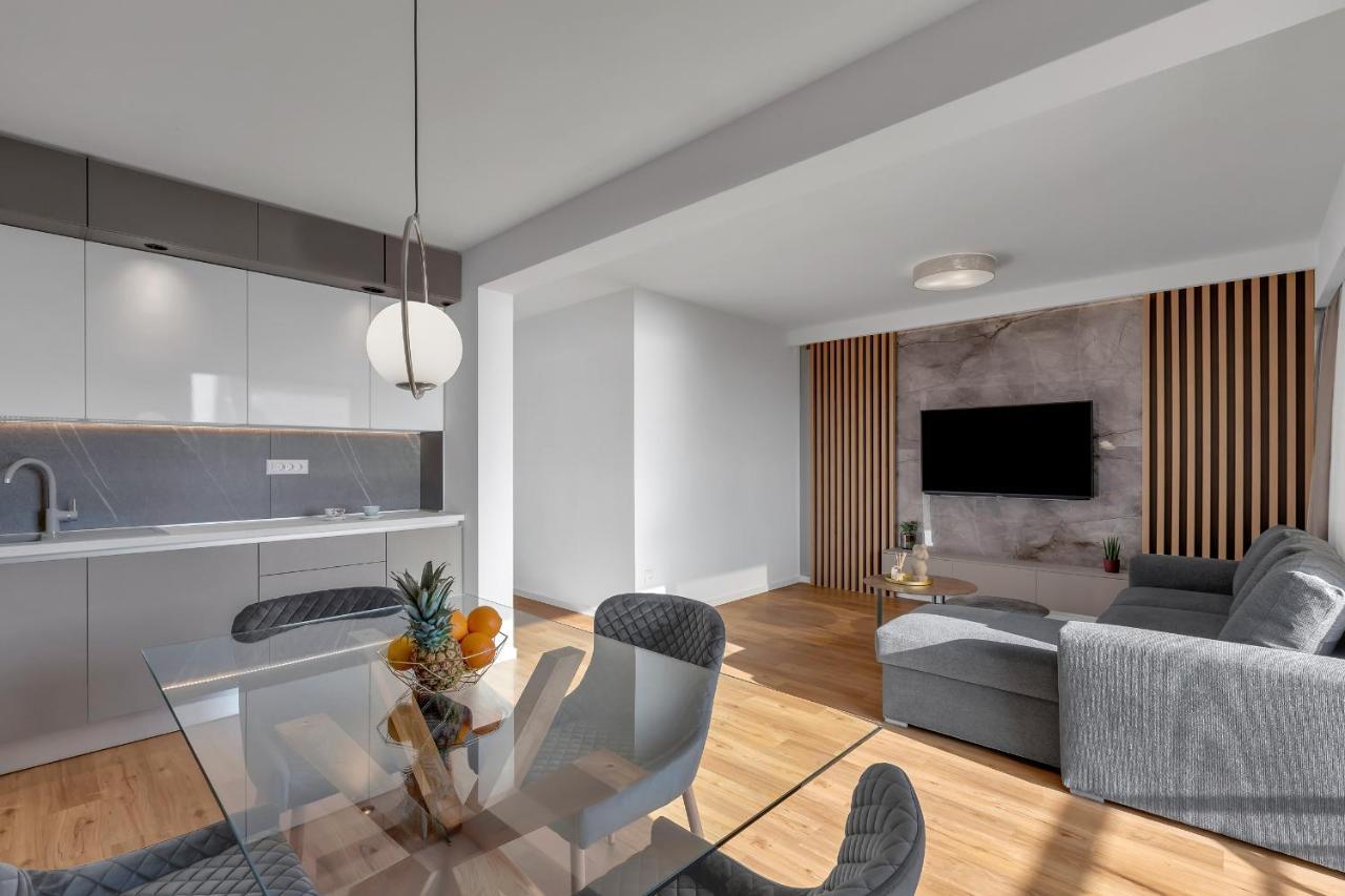 5-6 Luxury Apartments L&L Tucepi - 100M From The Beach - Makarska Exklusiv Buitenkant foto