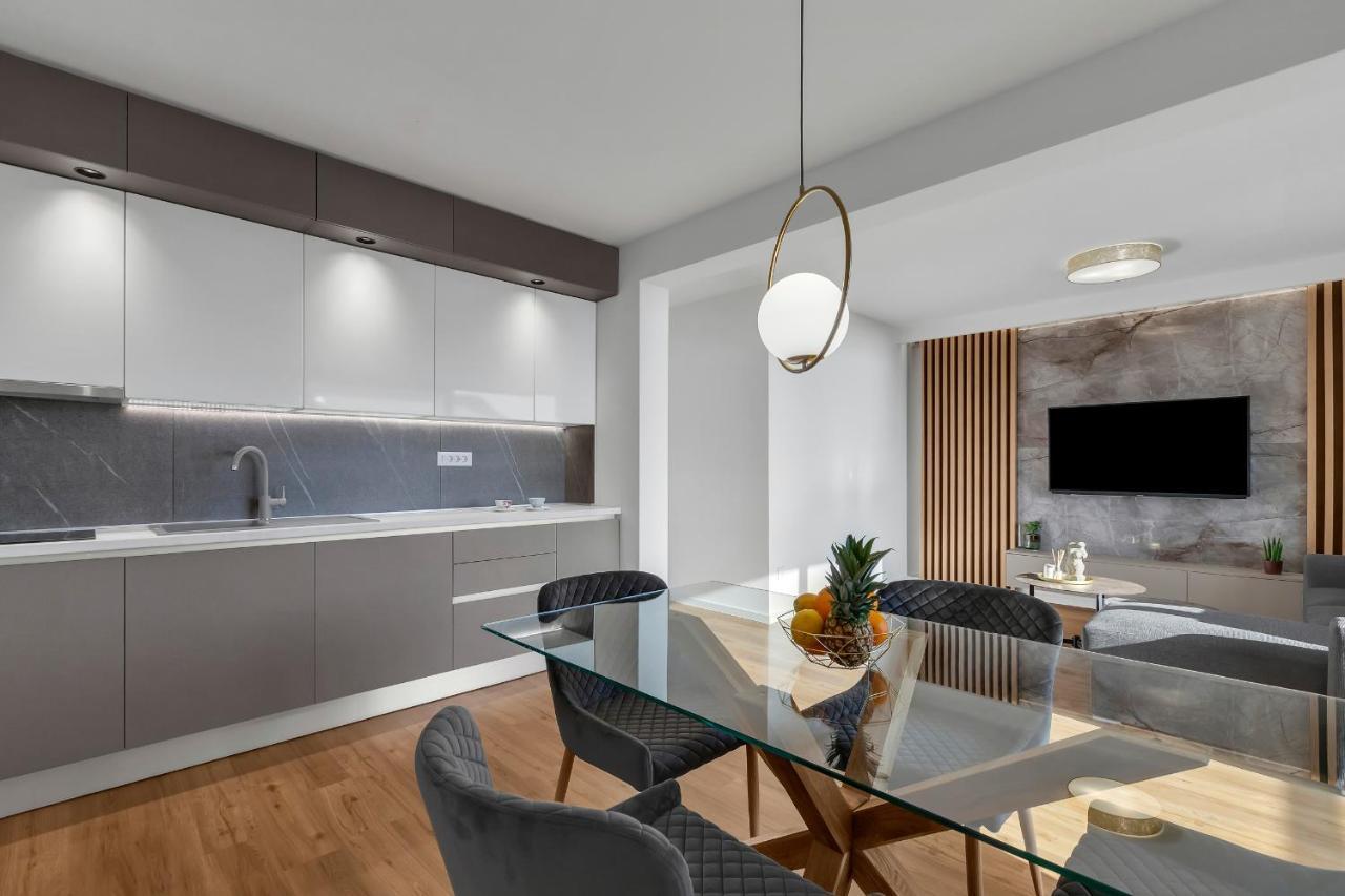 5-6 Luxury Apartments L&L Tucepi - 100M From The Beach - Makarska Exklusiv Buitenkant foto