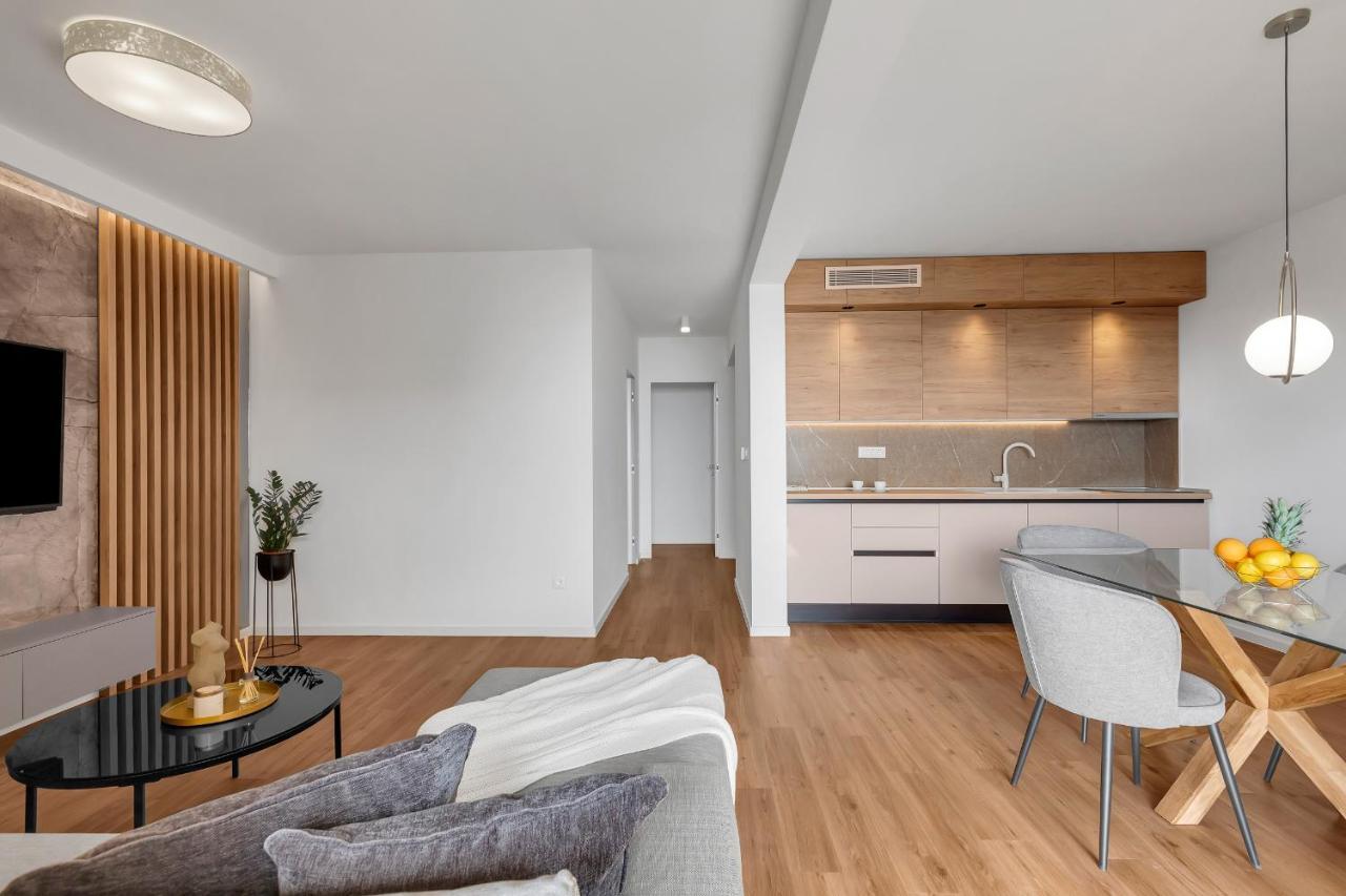 5-6 Luxury Apartments L&L Tucepi - 100M From The Beach - Makarska Exklusiv Buitenkant foto